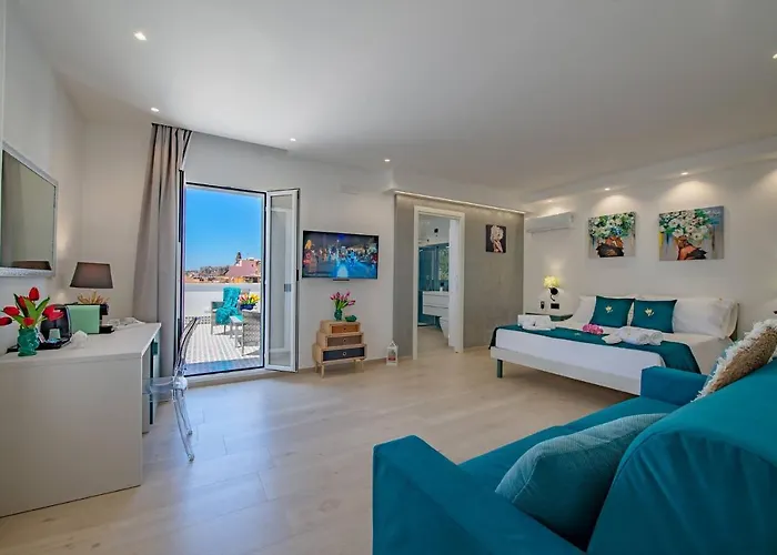 Vittoria Luxury 4*